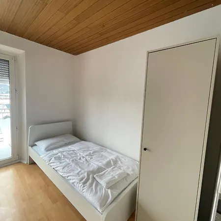 Ferien- Und Monteurswohnung In Appartement